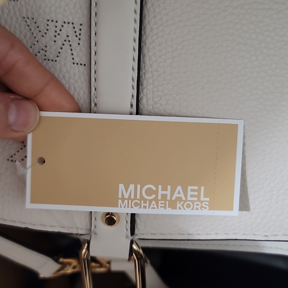 🎀 Michael Kors 3 SET Matching Shoulder Bag Tote Handbag Wallet Charm Pom NWT - Picture 10 of 14